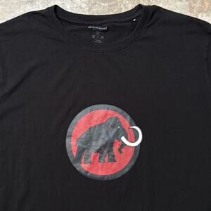 Mammut Shirt Mens 2XL Black Short Sleeve Tee Mammoth Climbing Cotton Stretch